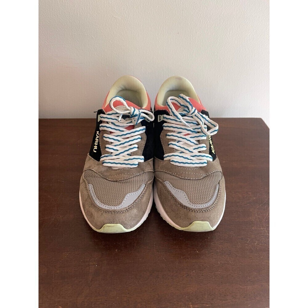Karhu Sneakers Size 6.5 Grey/ Laurel Oak - Picture 2 of 8